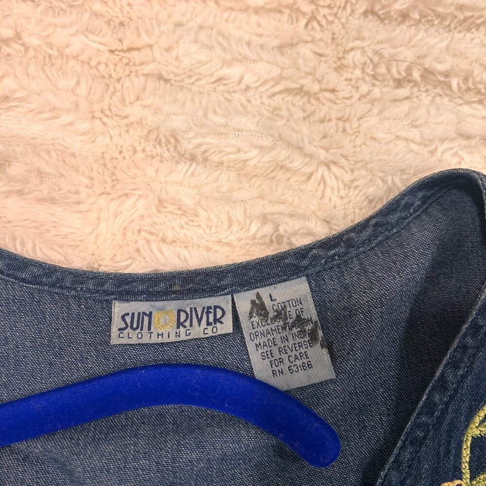 Vintage Sun River Embroidered Blue Denim Vest Grandmacore Size Large - Picture 3 of 6